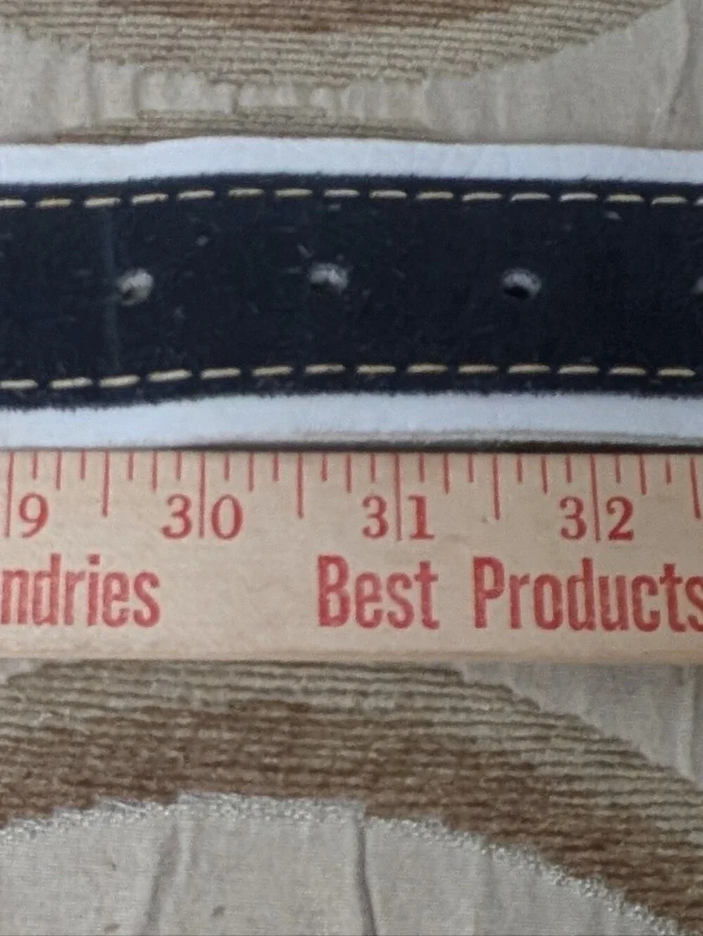 VTG Men's Shaggy Black Suede White Geometric Stitched Belt Metal Buckle Sz 30